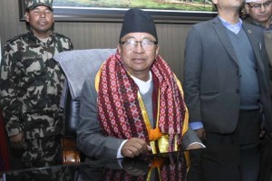 भएभरका देशबासीलाई खानेपानी मन्त्रीले स्वच्छ पानी पिलाउने